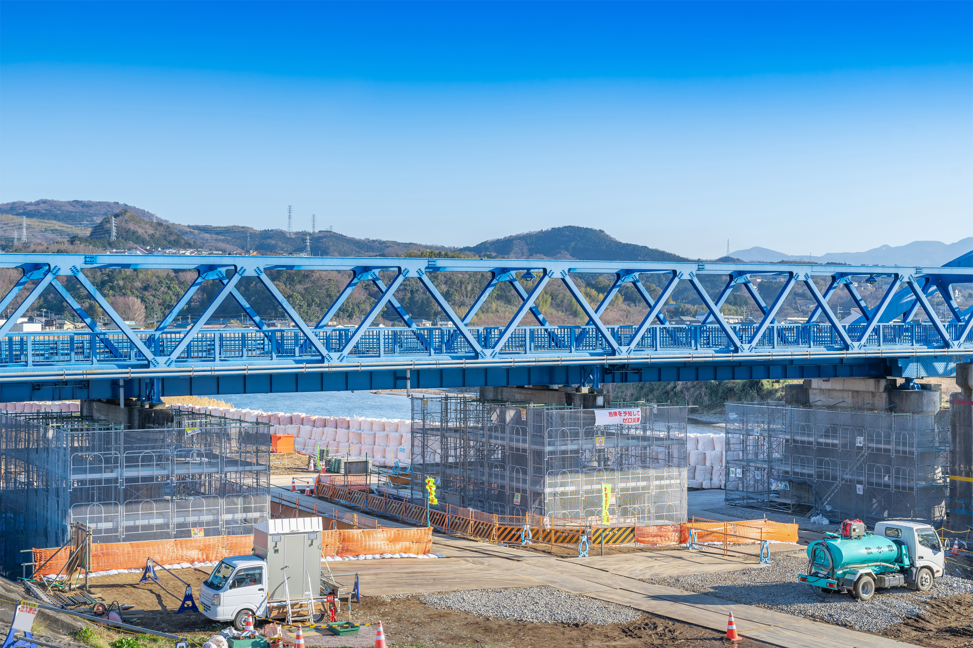 吊り足場・橋梁足場